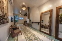 Hotel Kuxtal