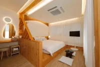 Hanok Stay Mokhyang