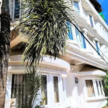 Green Mon Key Resort