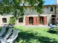 Elegant Farmhouse Retreat in Poreta, Italy - Farmhouses