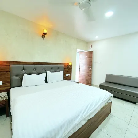 Hotel A One Luxury - Premium Stay Puri Beach