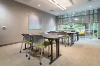 北查爾斯頓萬豪SpringHill套房飯店 - 停車場