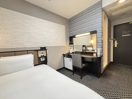 Graces Hotels Отели рядом со станцией Inzai-Makinohara Railway Station