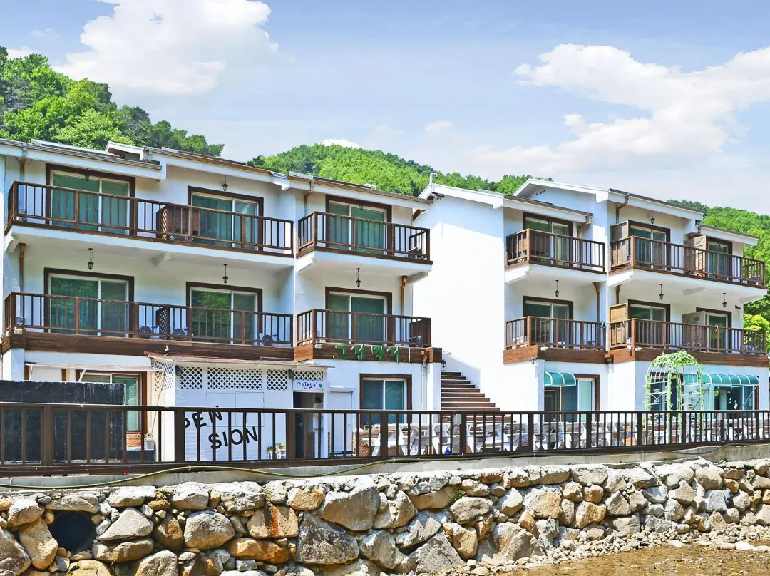 Gyeongju Green Valley Spa Pension - Gyeongju-si