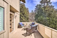 Crestline Cabin w/ Deck: 1 Mi to Lake Gregory