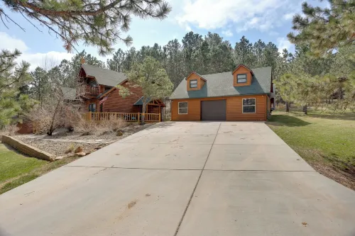 Piedmont Cabin about 10 Mi to Rapid City! Hotels in Southwest Meade