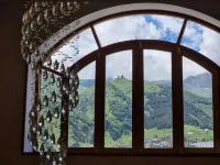 Graf Kazbegi - غرفة مطلة على الجبل