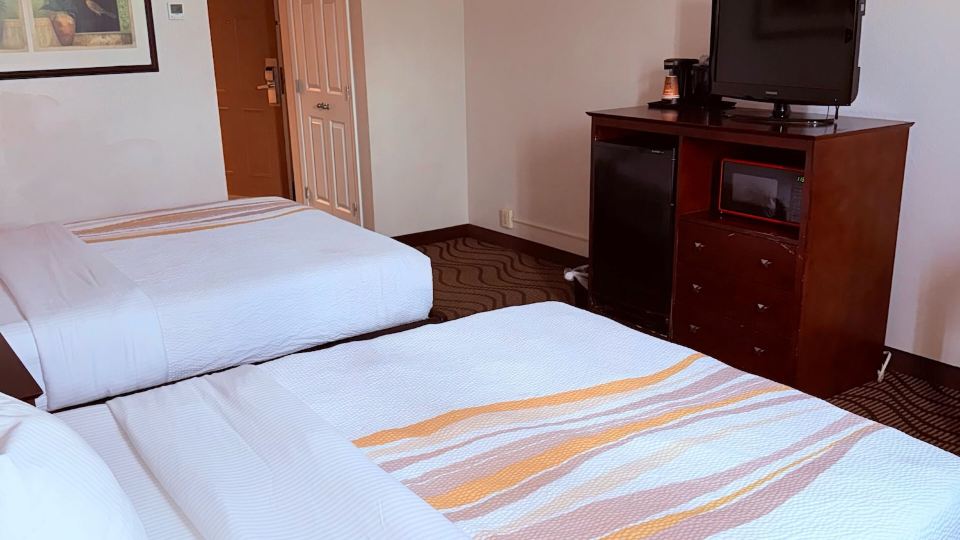 Mountain Valley Inn & Suites