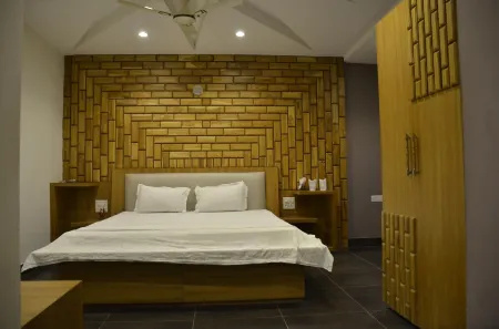 Bellevue Inn Hotel Restaurant & Resort Отели рядом с достопримечательностью «PVR Ridhi Sidhi Mall, Sri Ganganagar»