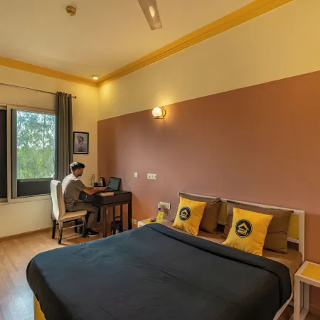 The Hosteller Delhi Отели рядом с достопримечательностью «Храм Лотоса»