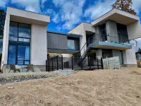 Modern Private Casita • Bright, Quiet, Minutes to LANL & Trails
