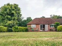 Idyllic Countryside Cottage in Worcestershire Hotels in Pershore