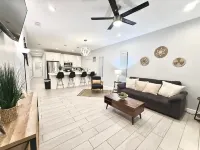 The house Wren! A beautifully modern duplex house centrally near all attractions