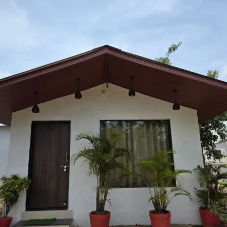 Rose Cottage - A Heritage Retreat