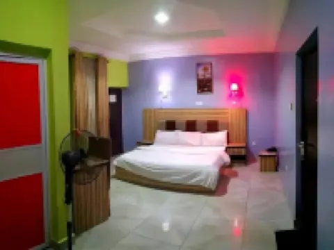 Side View Hotel Hotels in Ikom