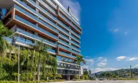 Building With Swimming Pool Next to Balneario Shopping in BC - TSO
