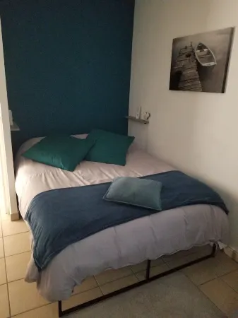 Appartement T2 Calme et Lumineux Avec Balcon à 10mn de la Citadelle de Blaye Отели в г. Блай