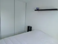 "Les Baigneurs" Apt  Very Quiet in Resi 2 Bedrooms and Balcony. Private Parking Lot