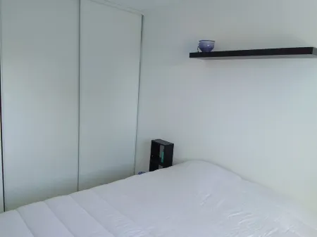 "Les Baigneurs" Apt  Very Quiet in Resi 2 Bedrooms and Balcony. Private Parking Lot Отели в г. Мер-ле-Бен