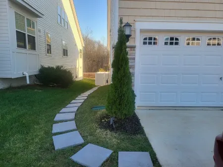 Cozy 2-bedroom basement apartment in White Plains with private entrance