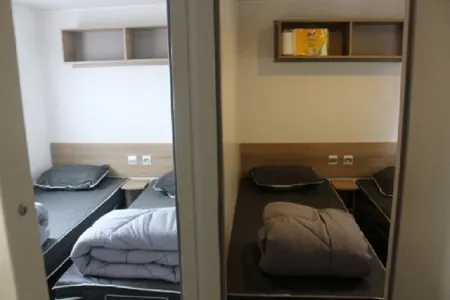 LA CARABASSE VACANCES SOLEIL clim 3ch LAVE LINGE LAVE VAISSELLE Отели рядом с достопримечательностью «Vias Plage»