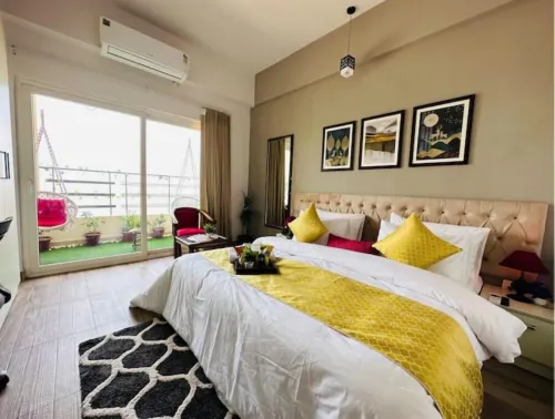 Golden Bliss By Buddies Home