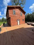 Charming 3-BR Cabin/House, Pool, creek, 35Acres with Fiber Internet in Pikeville