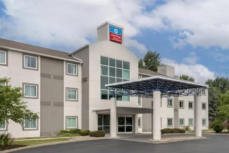 SureStay Plus Hotel by Best Western Niagara Falls East Отели в г. Уитфилд