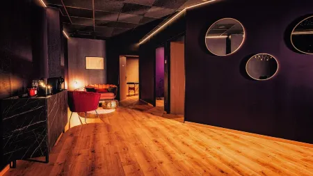 Private Jacuzzi high-end home