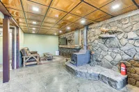 Mtn Views, Yard, and Fire Pit Multi-Level Cabin