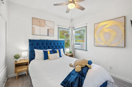 Luxury Beachside Gem + Walk to Beach + Ocean Views