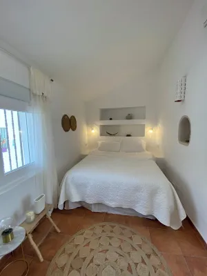 Prachtig Dorpshuis met Veel Buitenruimte Hotels in Sedella