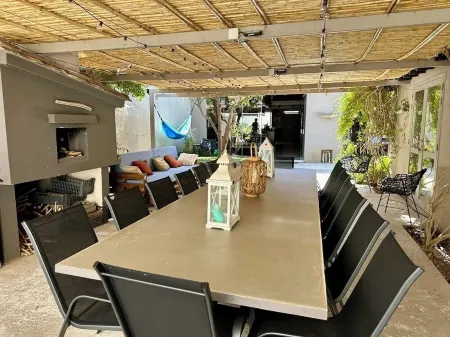 Authentic Campidanese, between art, nature and silence. 10 min from the sea Отели рядом с достопримечательностью «L'Orchidea dei F.lli Albano»