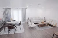 Spotless & Cozy Renovated Loft. Comfort & Convenience in Lake View, NY.