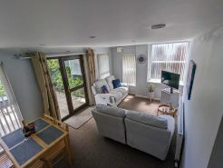 Spacious Apartment with Private Terrace
