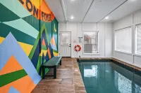 Private Pool/Air Hockey/Hot Tub/Theater Recliner/Near Dollywood and the Island - 私人泳池
