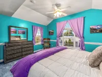 Delta Grand Victorian - Amazing Views! Ping Pong and Cornhole! Hotels in Delta