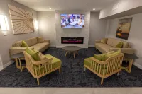Sonesta Simply Suites Lafayette Airport Hotels in Broussard