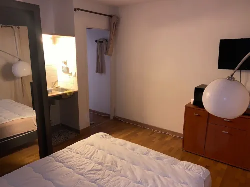 Studio à Talence Idéal Pour Séjour Saisonnier ! فنادق في تالينس