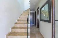 Scenic 2-BR Tilal Assal