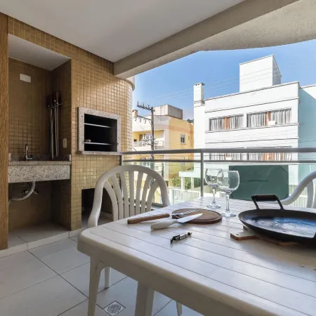 RFO - Apartments Just Steps From Bombinhas Beach