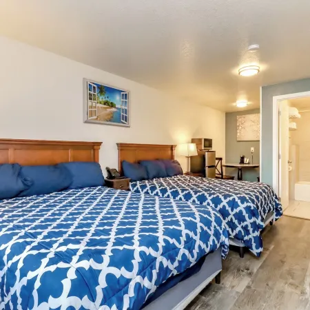Belfair Motel