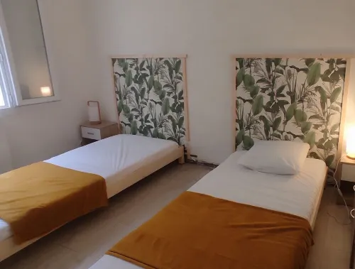 House with terrace and sea view Các khách sạn ở Petit-Caux