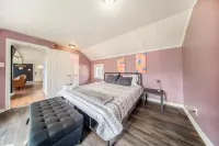 5BedR, Sleeps 16, Big Yard, Game Room, Pet OK, CVNP