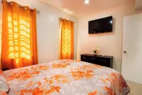 Family-Friendly Charm at Xoop Homes: Ixora Cozy, Convenient, and Close to It All Hotels in Osbourn