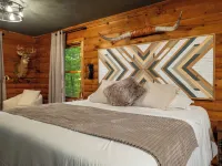 Bottom Creek Cabin