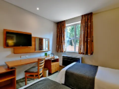 โรด ลอจ์ แซนด์ตัน กรายสตันไดรฟ์ โรงแรมในแซนด์ตัน