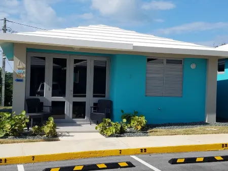 Charming villa in enchanting Cabo Rojo with AC, WiFi. Near a beautiful beach Отели в г. Педерналес