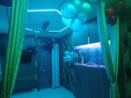 1RK Studio Flat Near Nirman Vihar, Preet Vihar, Laxmi Nagar, East Delhi Отели рядом с достопримечательностью «Озеро Санджей»