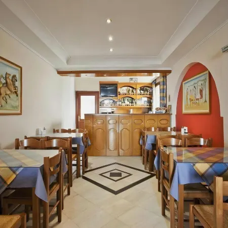 Antonia Hotel
